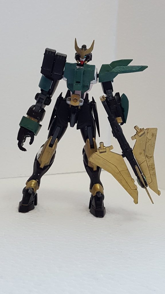 ライジングペガサスフォーム

追加部分
ペガサスボウガンの両側面のブレードパーツ、右肩の追加装甲

右腕はAGEタイタスのギミックを利用して手首の金の装飾を再現

漫画版ペガサスフォームを参考にしてるけど、ライジング出てないからどうするか迷ったがこの形になった。