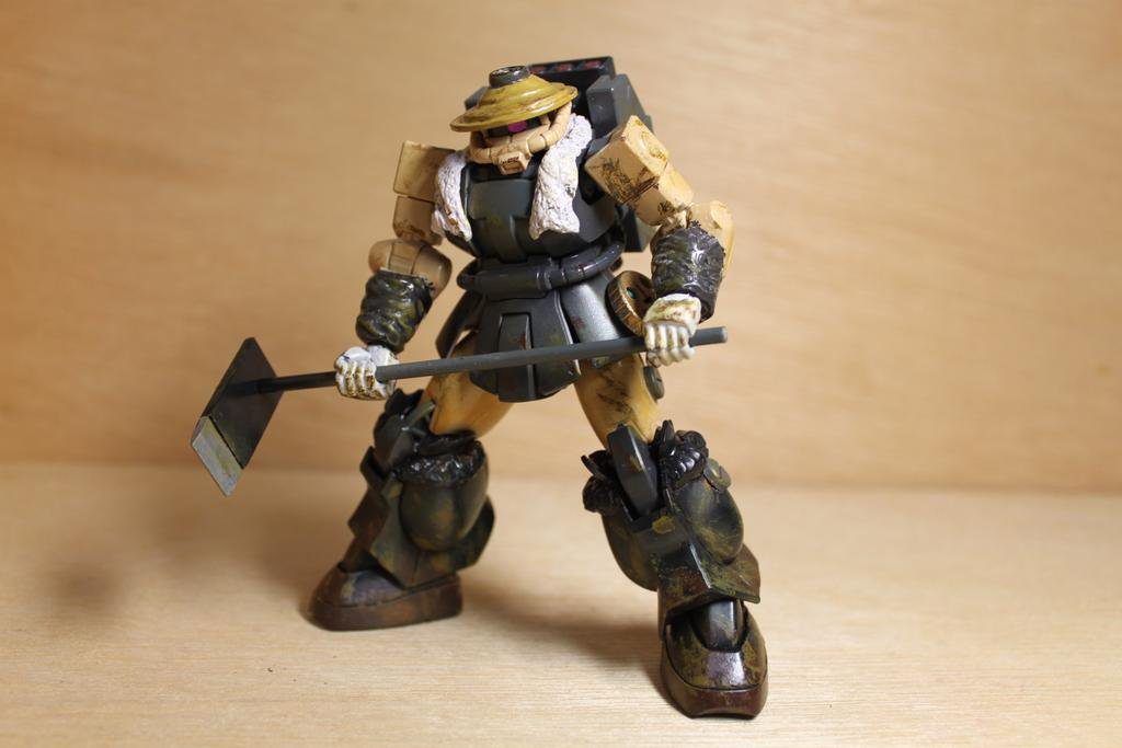 ショイコ・大量の野菜型ミサイルを搭載。
ザクカカシ・触れると爆発する。
メカヒャクショウ・自立修理ユニット。
ヒートグンテ・つぶつぶが付いてるタイプ。