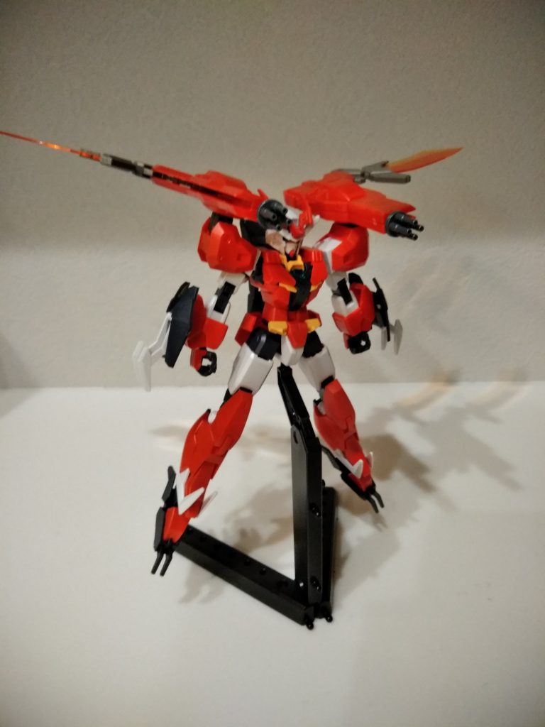 ヒートブレードをシールドに接続し
アスタロトオリジンのブレードシールドのシルエットになります!