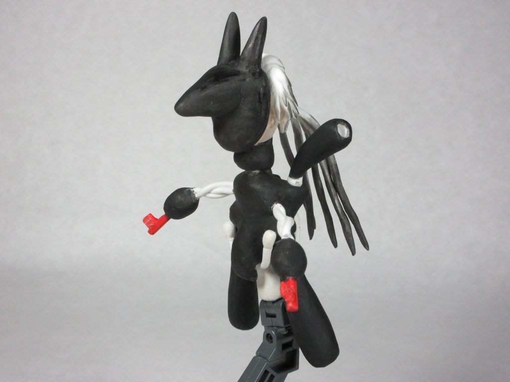 支援メカ「アヌビス」
要は必要なパーツの寄せ集めなので
よくわからない形をしています。