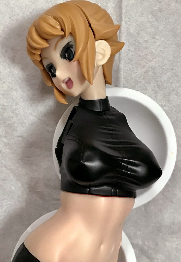 服のシワを作ります