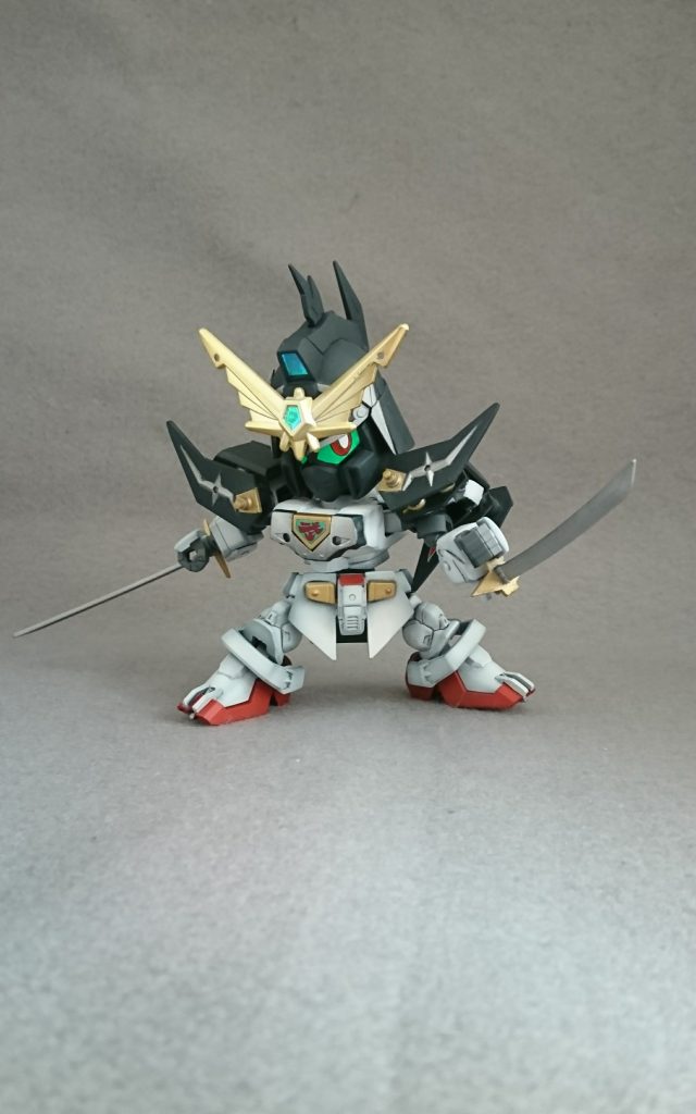 武器は真鍮線を使ってピン固定出来るようになっています