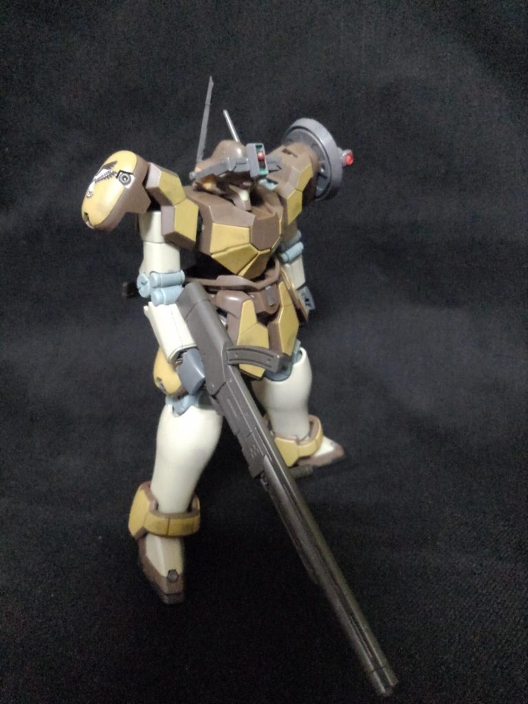 手持ちのライフルについては、鉄血オプションのロングライフルを使用。
一応ですが、この他対艦・対大型目標用ライフルを持たせる予定です。（出来次第、再度上げたいと思います）