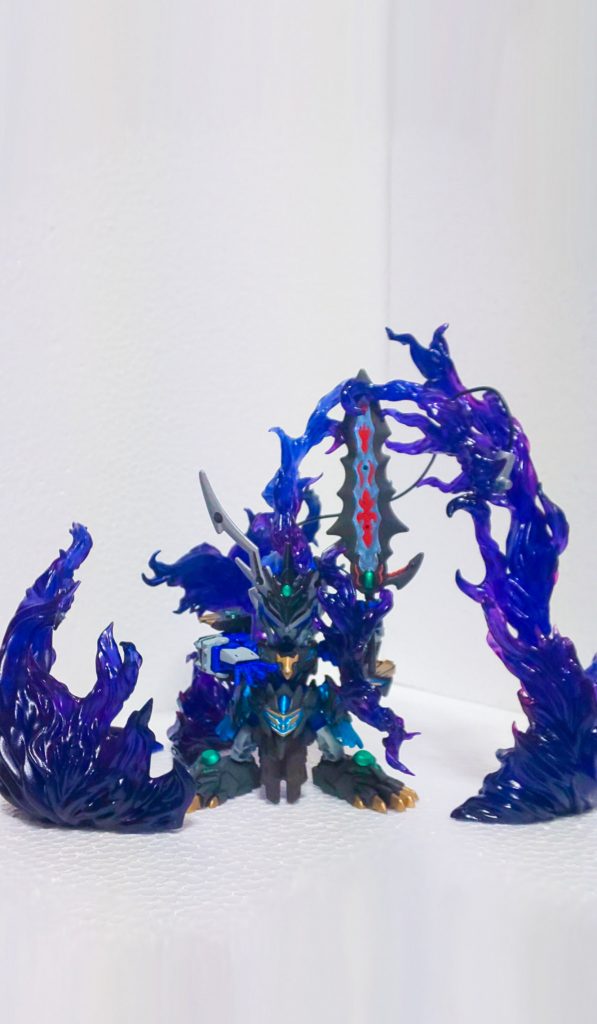 黒炎を巻き上げ放つ必殺の黒凰獄覇斬!