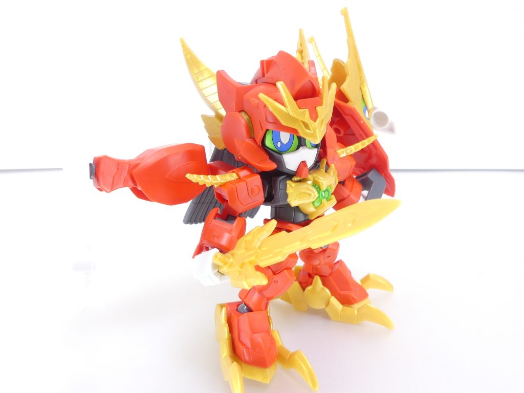 竜合身(ドラゴンフュージョン)モード:元ネタであるガンドラ本編では、軽装タイプの各ガンドランダーにガンドラゴンが合体(ガシャポンでは2個の分割アソートだったという)することで誕生した戦闘形態。パルヴィーズはこれをガンドラゴンモードからの変形にアレンジしている。これは「ビルドシリーズSFS自分で動かさなければならない問題」とかもあるので・・・ビルド世界ならではの独自アレンジ。ちなみにガンドラ原作では、合体すると100倍のパワーを発揮するとか。モードチェンジの時は高らかに「ドラゴンフュージョン!」と叫ぼう。翼(スワンウイング)は先端と中間部分でPC-7接続。竜合身時は中間接続し、ある程度の角度を付けられます。