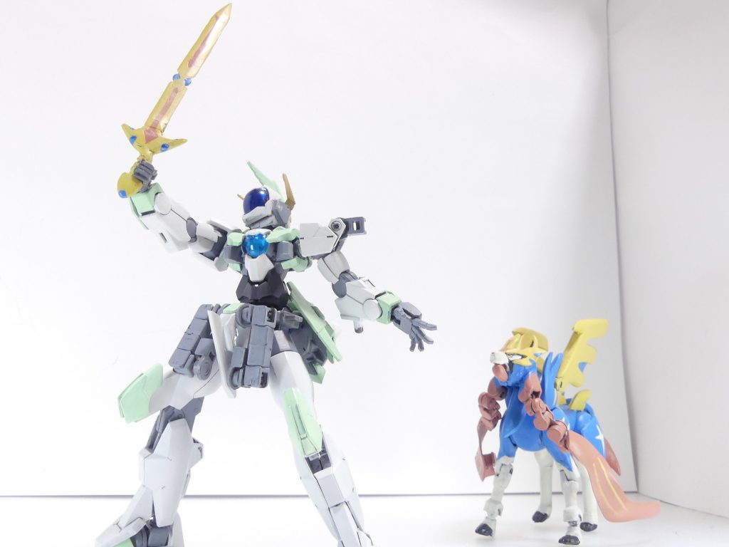 *【今日のＧＢＮ用語】*
クリエイトミッション：ダイバー個人が設計できるミッション。
初代「ビルドダイバーズ」では「ロータス・チャレンジ」が有名（報酬付きのいわゆる「詰めミッション」だった）。
新生「ビルドダイバーズ」はストーリーミッション（？）への挑戦のため、ヒロトを初めとしたメンバーがミッション予習のために使用している。


ザシアンの持っている*剣「のようなもの」*。
※「ポケプラジャーニー」：[ザシアン](https://solphis2.blog.fc2.com/blog-entry-1137.html)・[ザマゼンタ](https://solphis2.blog.fc2.com/blog-entry-1136.html)は各リンクから

久々の投稿ですがいかがお過ごしでしょうか。
筆者は製作やブログなどもほぼ休止状態にし、ガラル地方へ休暇を取り新たなポケモン達と出会っている途中です。
本作は情報出しの都合上、クリアしなければ本業であるポケモン製作がおぼつかない（勿論ガンプラ用の時間も割けない）･･･のですが。

･･･１２月は１０月以来の武装キットラッシュです。
ＨＧＢＤ：Ｒでは２個、ガンダムベース限定のシステムウェポンキットももう２個出るそうじゃないですか。
最近は紹介する内容を貯め気味なので、ガラル休暇後に困らないように紹介しようと思っていた物をさくさくと*４個くらい*･･･