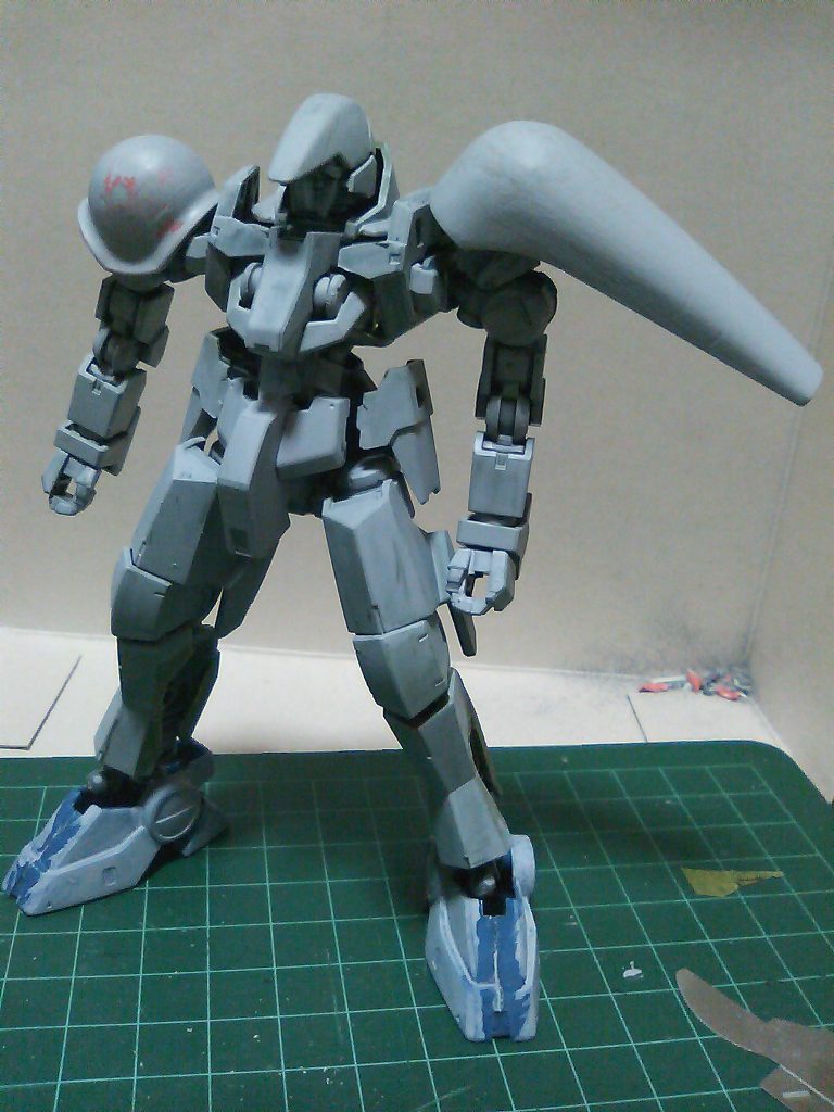 改造は顔、両肩アーマー、スネ、足首だけです。