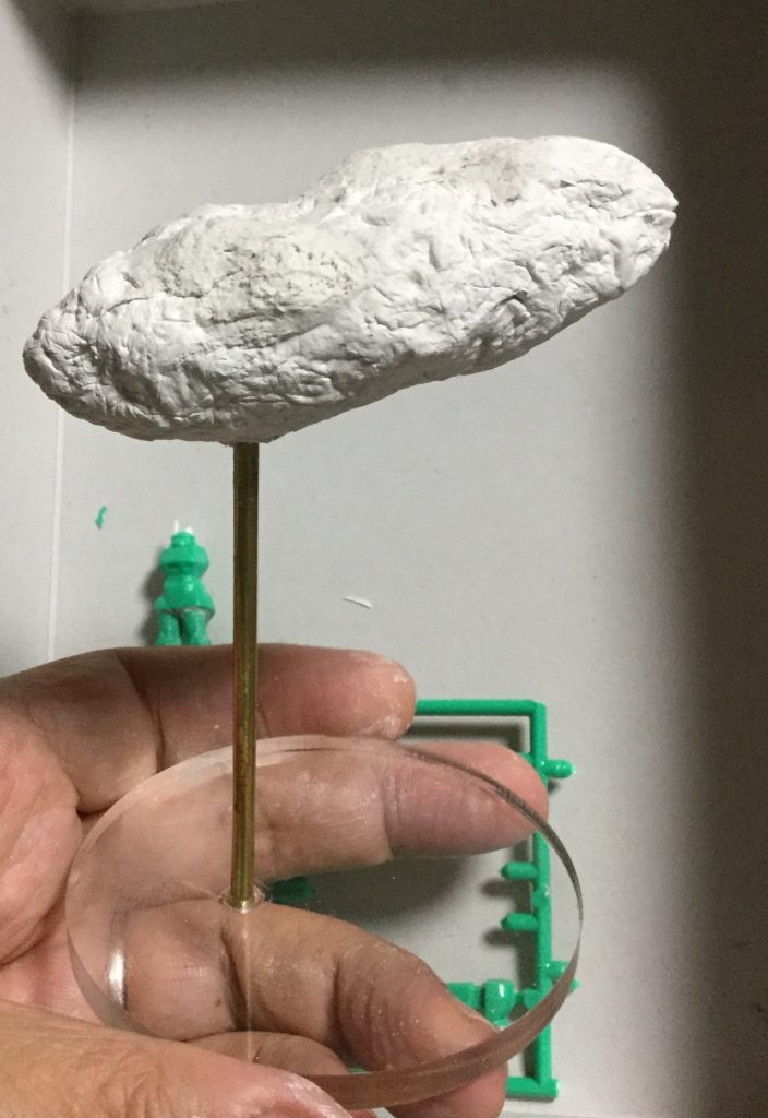 アクリル板と３mm真鍮線を合わせて台座を作りました