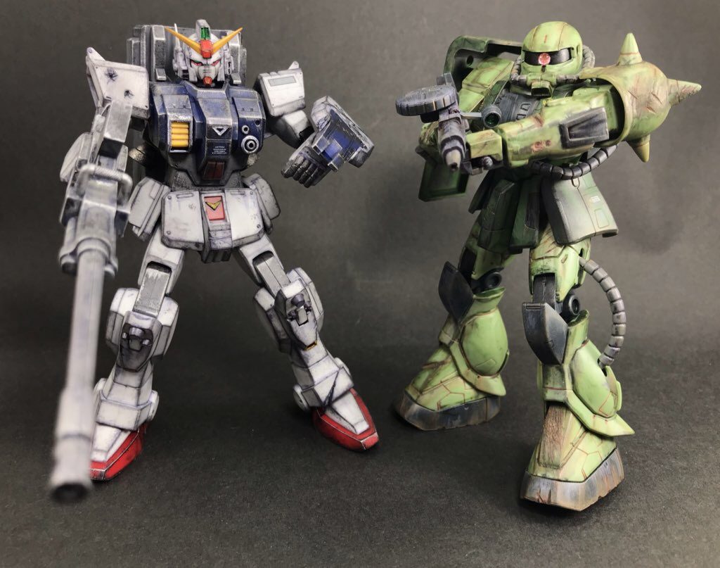 2体とも正面から。
陸ガンとザクは、どう汚してもカッコいいです。