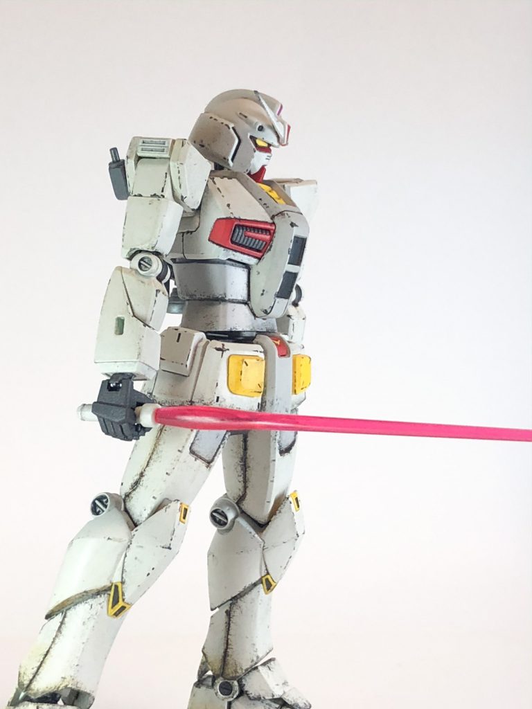 ビームサーベルを持たせてもかっこいい…！