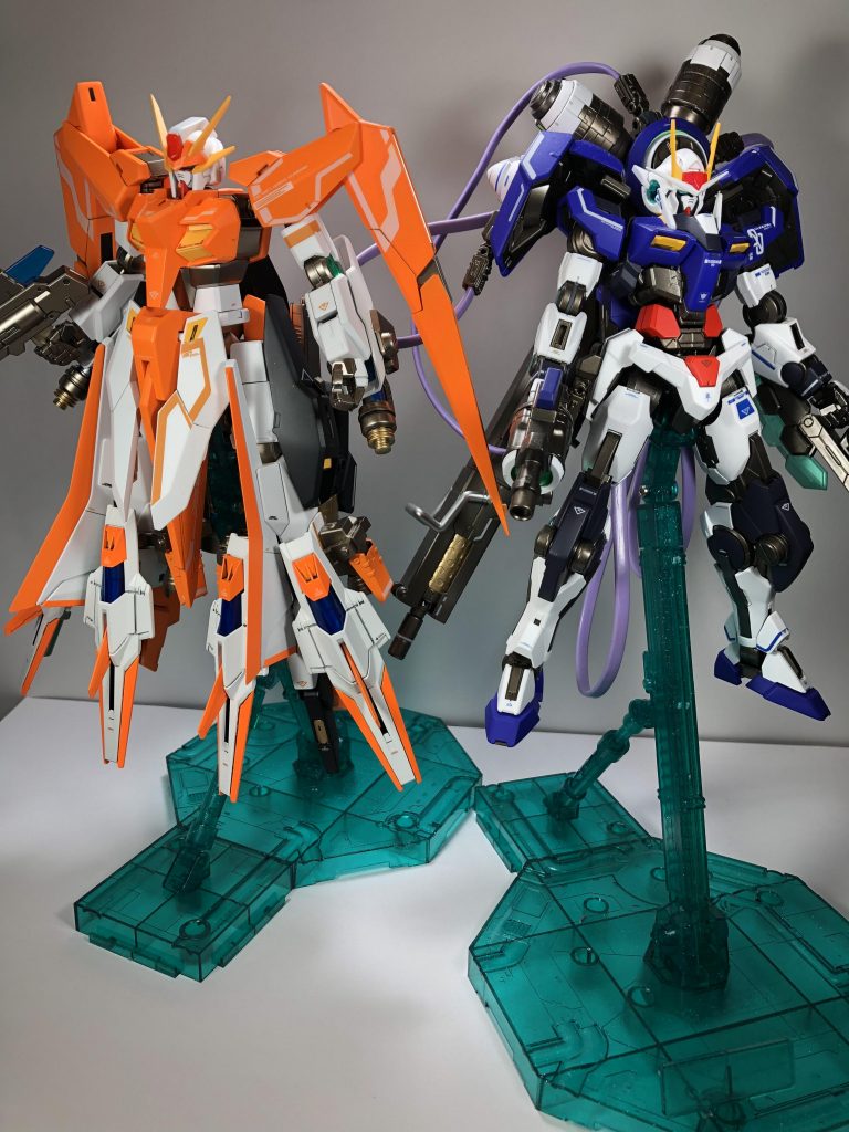 ダブルオーと。他の二機も欲しくなりますがネタがないのでしばらくお休み…笑