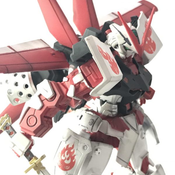 アストレイ　レッドフレーム