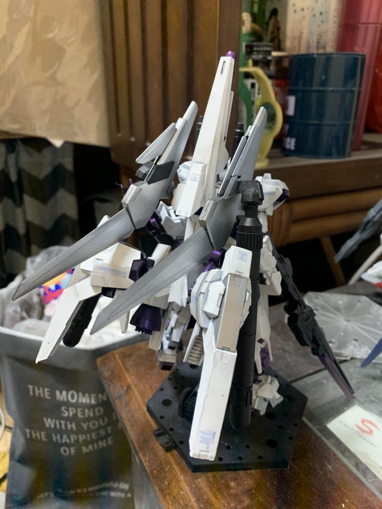 フルアタックモード
バックパックにバーニアンを下部集中する事により直線突破仕様
プロペラントタンク2基