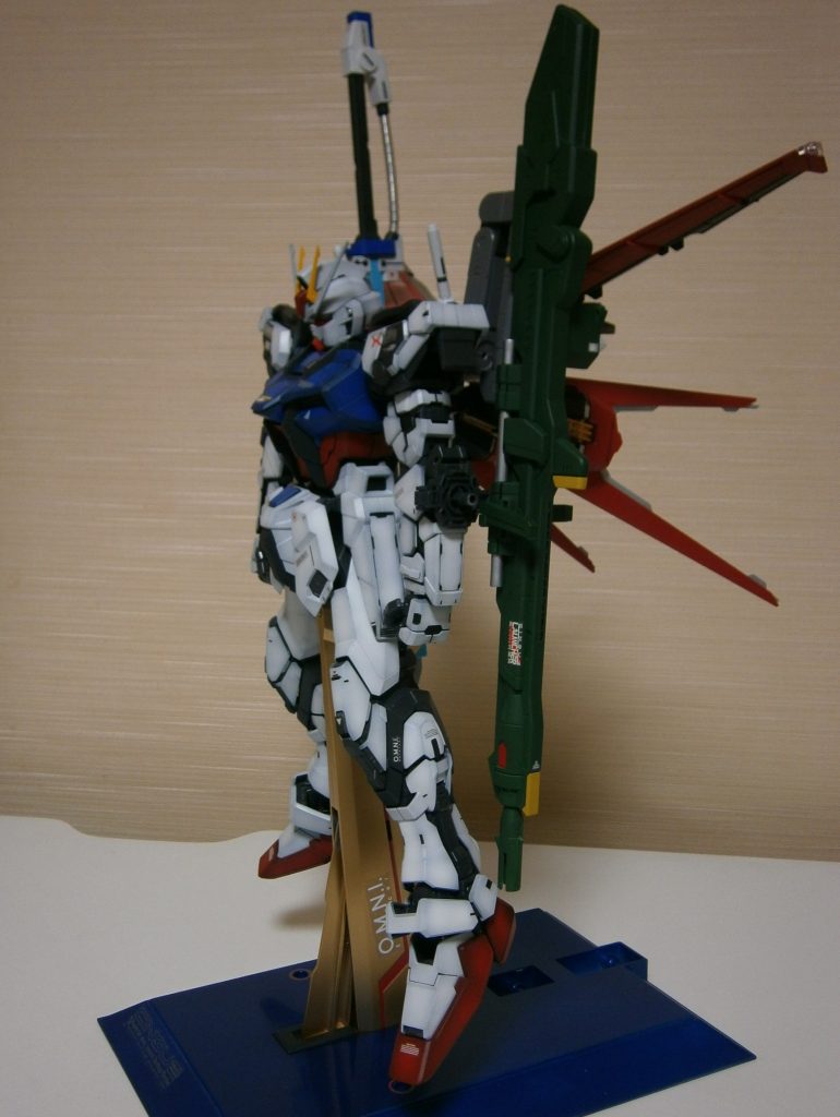 PGストライクガンダム–3枚目/制作者：RC200