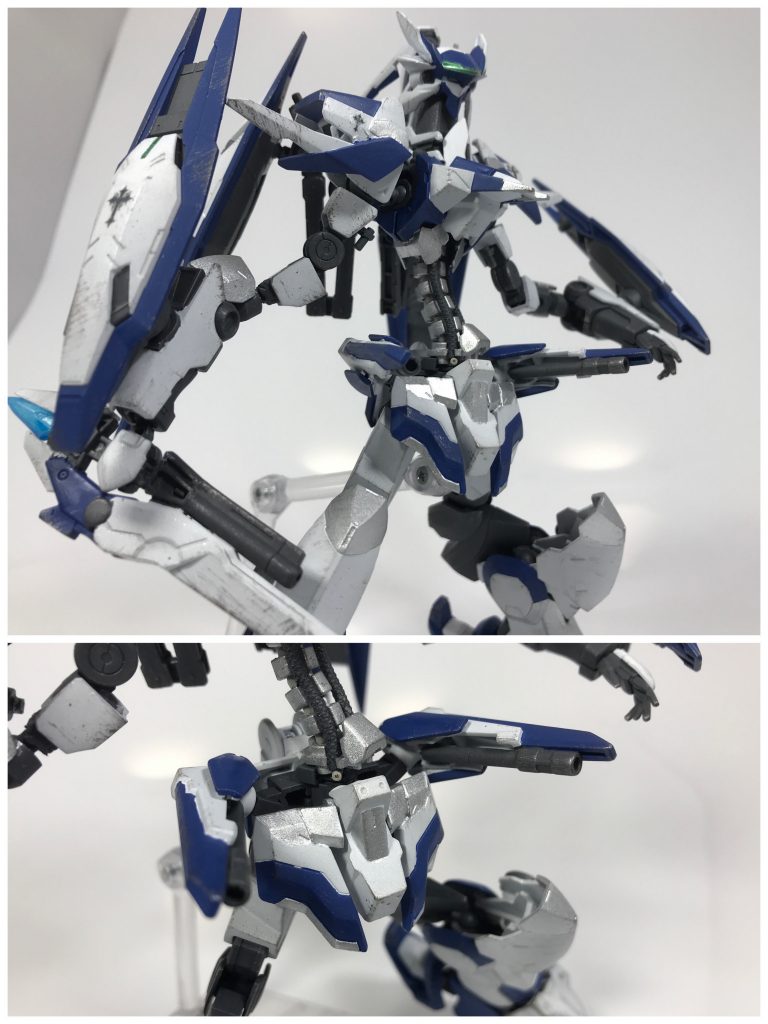 ## [腰部魔導砲]
腰部、サイドアーマーに装備される魔導砲。
口径が大きく、貫通力は低いが、衝撃力が高く、近距離から撃ち込みバランスを崩す目的で使用される。