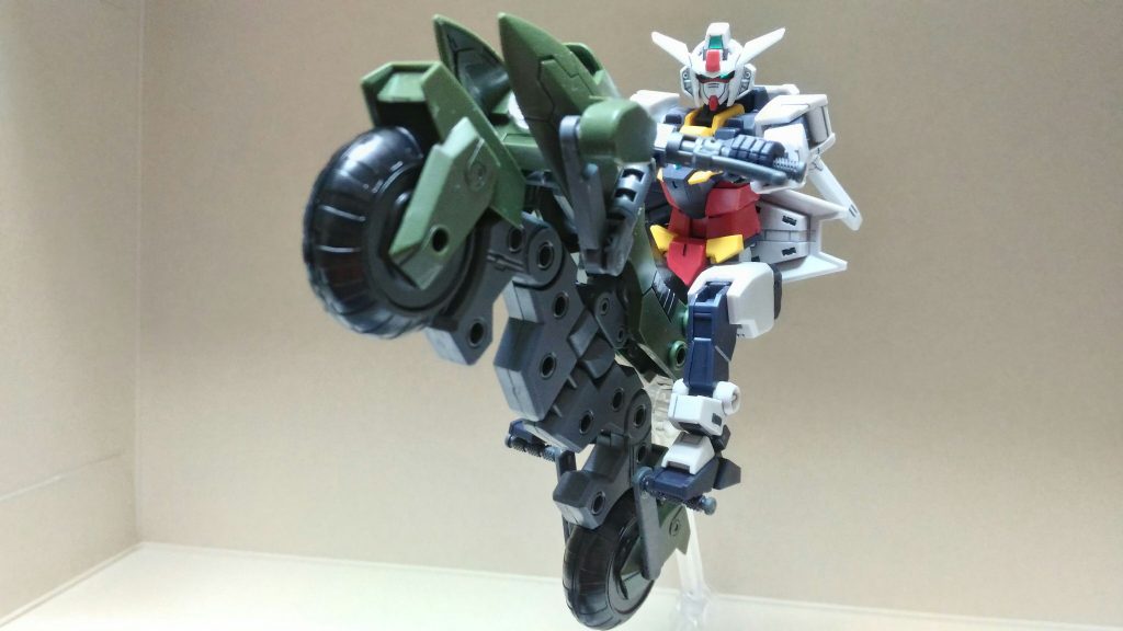 そのうち、仮面ライダーぽいカラーリングにしてみようかしらん♪