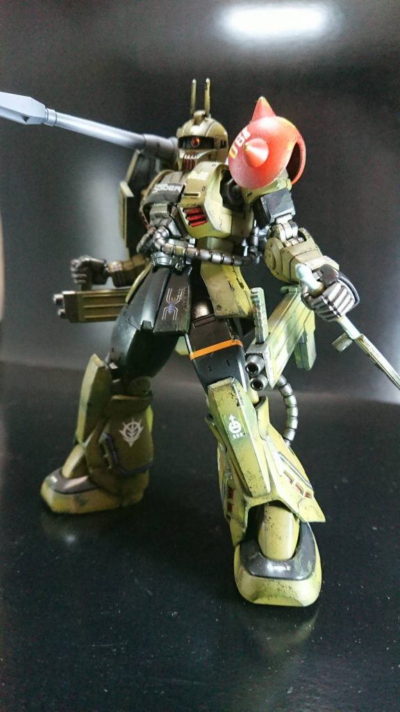 分かりにくいですが左手はヒートホーク握ってます❗