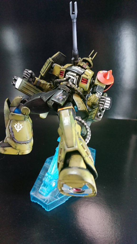 足裏と膝間接のフレームも多少塗り分けしました❗派手目に❗