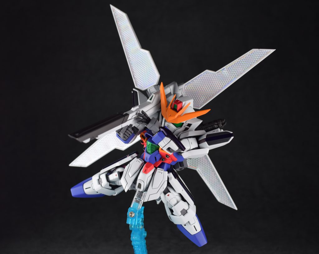 サテライトキャノンはギリギリ構えられます
リフレクターも先端で短縮しています