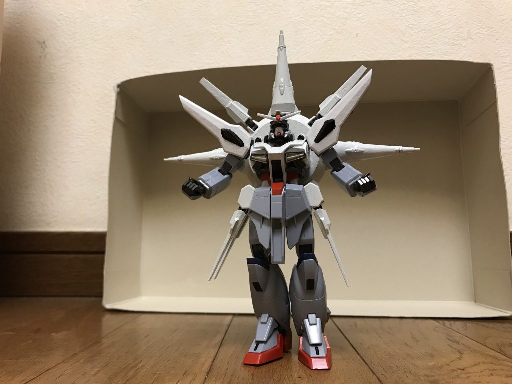 特殊能力・特殊機能その圧倒的な戦闘能力は、フォースインパルスガンダムエクストリーム、ガンダムエクシアプトティラダークマター、ガンダムAGE-1ハイパーレッドホッパー、ハーデスインパルスガンダム黄泉冥王、エターナルフリーダムガンダムブルーフレア、スーパーガンダムアストレアなどに匹敵する最強クラスに相応しく、後述の数々の特殊能力と特殊機能もまた、厄災の如く凶悪な力を秘めており、その力を容赦なく振るうその姿は、「破壊神」「漆黒の魔王」とも呼ばれるほど。ブラックホール生成能力その名の通り、ブラックホールを形成する事ができ、ブラックホールによる攻撃で、敵を消滅させることが可能。大きさや範囲なども自在に変えられる為、MS1機を飲み込める程度の小さいブラックホールも発生させる事もできる上、その気になれば、地球や月など星一つを丸ごと飲み込める超大規模なブラックホールさえも形成が可能。ただし、ブラックホールの大きさや範囲に応じて、膨大な体力消費が発生するため、形成するブラックホールが大きければ大きいほど、体力消費による命の危険が伴う。ブラックホールは攻撃の他にも、敵の攻撃を吸い込ませる形で、防御にも転用できる。レイジシステム操縦者の憎悪の強さに応じて、MSの攻撃力・防御力・機動力などのスペックを強化する。これは、フォースインパルスガンダムエクストリームのホープシステムと対を成すシステムであるが、こちらも理論上の上限がない。ワームホール形成能力ワームホールの作り出し、別空間への移動を瞬時に行える能力。ダークブーストシステム生成した闇のDG細胞を本機に供給する事で、本機のニュークリアアンリミテッドエンジンのエネルギー生産量を最大100倍まで引き上げる事が可能。加えて、操縦者自身の操縦技術と本機の戦闘能力と最大20倍まで強化する事ができる。さらに、上記のレイジシステムと併用する事で、その戦闘能力をさらに上乗せできる。ただし、エンジンのエネルギー生産量、操縦者の操縦技術、本機の戦闘能力の強化の度合いなどに応じて、操縦者にも爆発的な負担を掛けるので、乱用はできない。連鎖爆発発生手をかざすだけで、通常装甲のMSを100機まとめて跡形もなく消滅させるほどの連鎖的な爆発を引き起こす能力。猛毒生成機能猛毒を生成して、本機がパンチやキックを叩き込むのと同時に、敵MSのコックピット内部にいるパイロットに、猛毒を注入する。闇のDG細胞の注入前に搭載された機能であり、機能による物理攻撃である為、特殊能力への耐性を無視して、問題なく猛毒を注入できる。猛毒は、自分以外に解毒できず、常人なら1日で死ぬ鬼畜仕様だが、本機が消滅すれば、自動的に解毒される仕組みになっている。