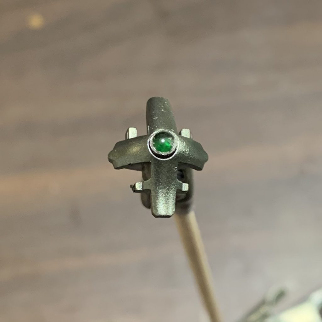 モノアイはプラパイプとレジンで