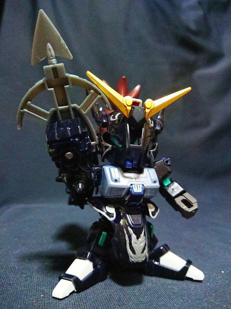 医術に優れどんな病も治してしまうと云われていた闇医者。
[于吉ゼイダルス](https://gumpla.jp/sd/244354)同様に仙としてあがめられ、[諸葛珪ナラティブ](https://gumpla.jp/sd/120151)と[司馬防ムーン](https://gumpla.jp/sd/28710)が探している侠の１人。
医術道具と鋼手甲を背の鋼籠に入れ各地を転々としている。