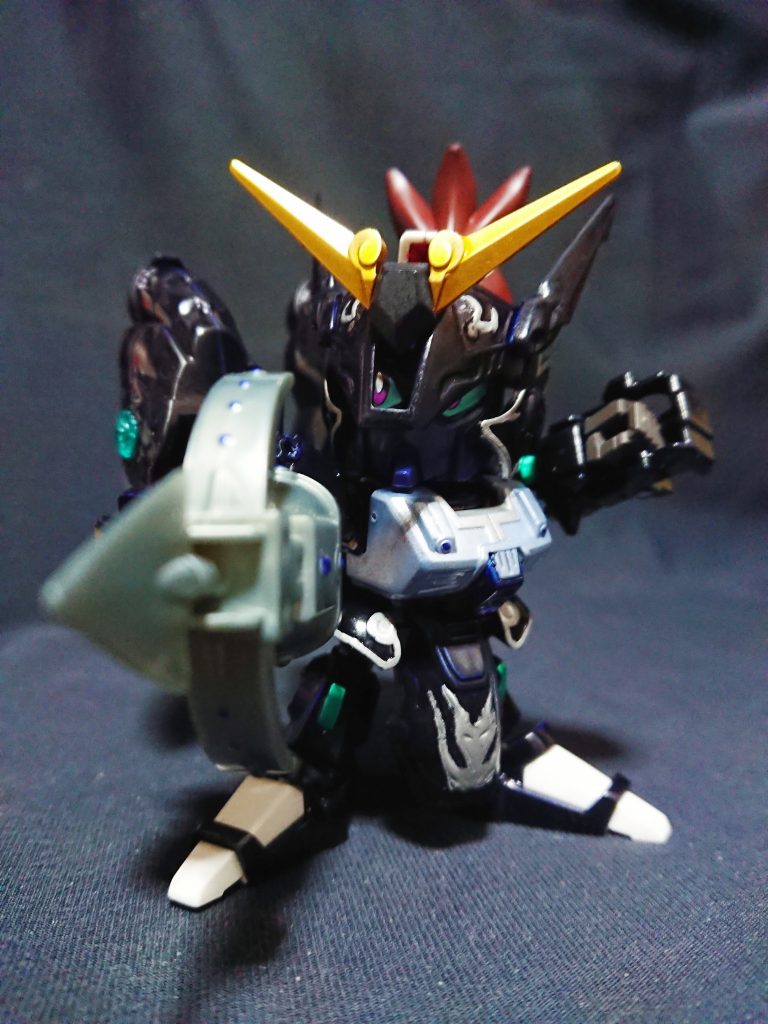 華佗は医術に優れ、麻沸散という麻酔を使用した開腹手術は、医学史上最古の外科医術と云われています。