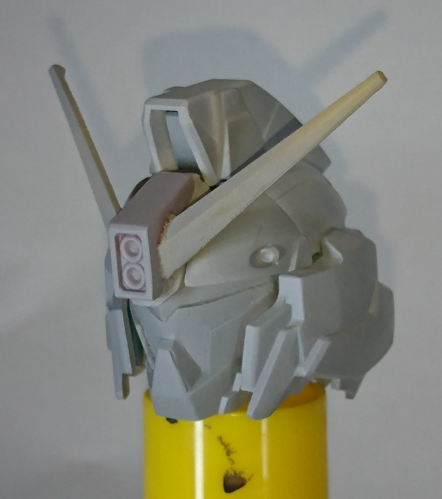 頭部はSDユニコーンを少し加工して使ってます