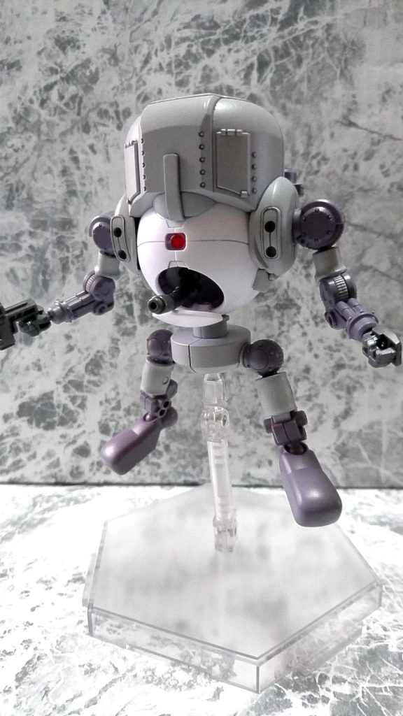 ハッチを開くと
隠しビーム砲が現れます!
