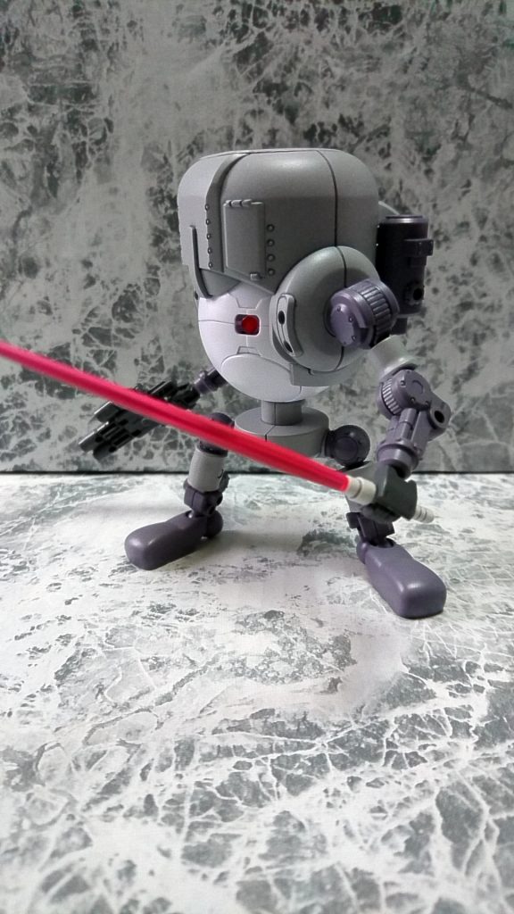 通常武装は
2連ビームハンドガン
ビームサーベル
(サーベルはヘッドギアの両ハッチに1本ずつ収納されている設定)