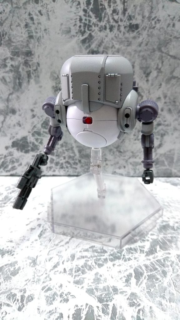 脚部を外して、浮遊型にしても おもしろいかも
個人的には
このモビルハロ ナッツクラッカーを何体も作って
オモチャの小隊として並ばせたいぐらい気に入ってます
