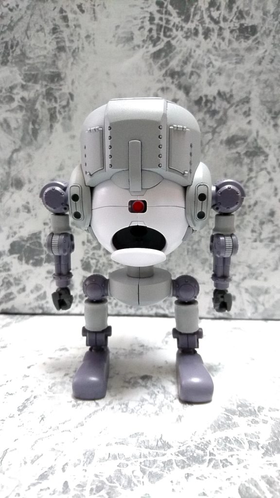 それは、「クルミ割り人形」です!
名前の「ナッツクラッカー」とは
クルミ割り人形の意味
(正式には ザ・ナッツクラッカー)
この状態でハロの上部ハッチを開いたら、クルミ割り人形に見えたので採用しました!