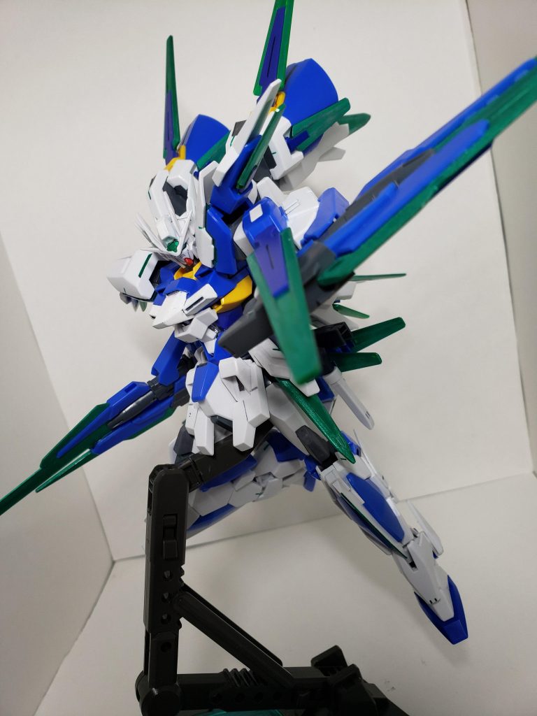 ブンドドショット
ブレイクセイバー二刀流構え
形状的に実用性があるかと言われれば微妙なところ…
でもカッコイイのでそれでよし。
ちなみに刀や剣を逆手で使用するメリットはほぼほぼ無いらしいですよ
でもカッコi(ry