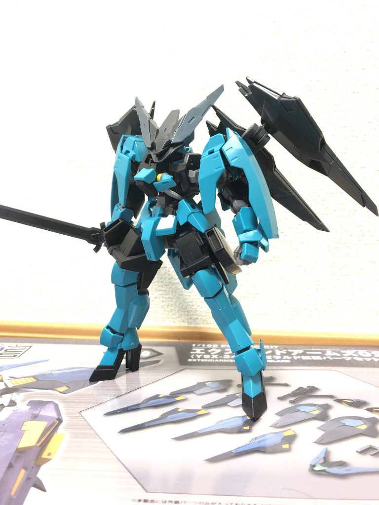 ここからパーツの追加や武器の変更を行い、塗装しました。