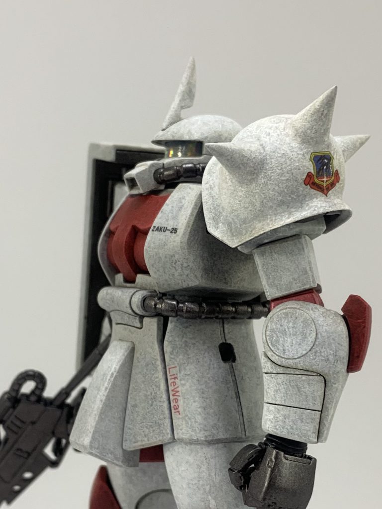 塗装はファレホの筆塗り。雰囲気重視のドライブラシ風味です。