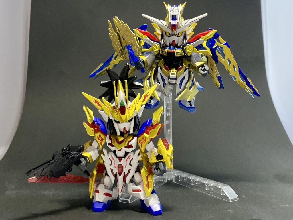 劉備とツーショットで
それぞれ違うゴールドを使ったので、少し雰囲気変わったかなーと思います