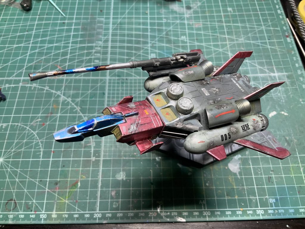 デカールと汚し作業と結構時間かかりました