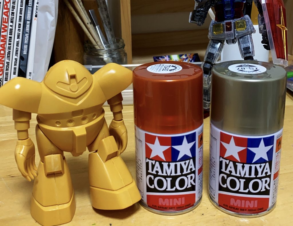 タミヤカラー、メタリックオレンジ、チタンゴールドを使用しました。