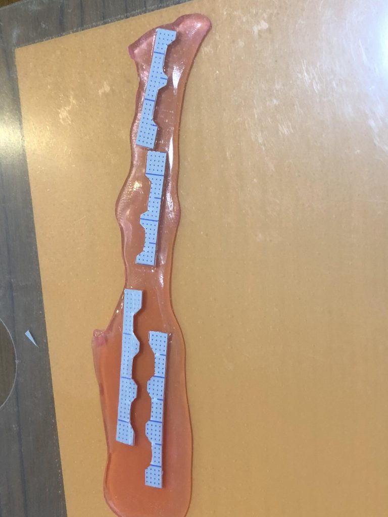 今回はお湯プラとレジンのパーツ製造に挑戦してみました( ´ ꒳ ` )ノ