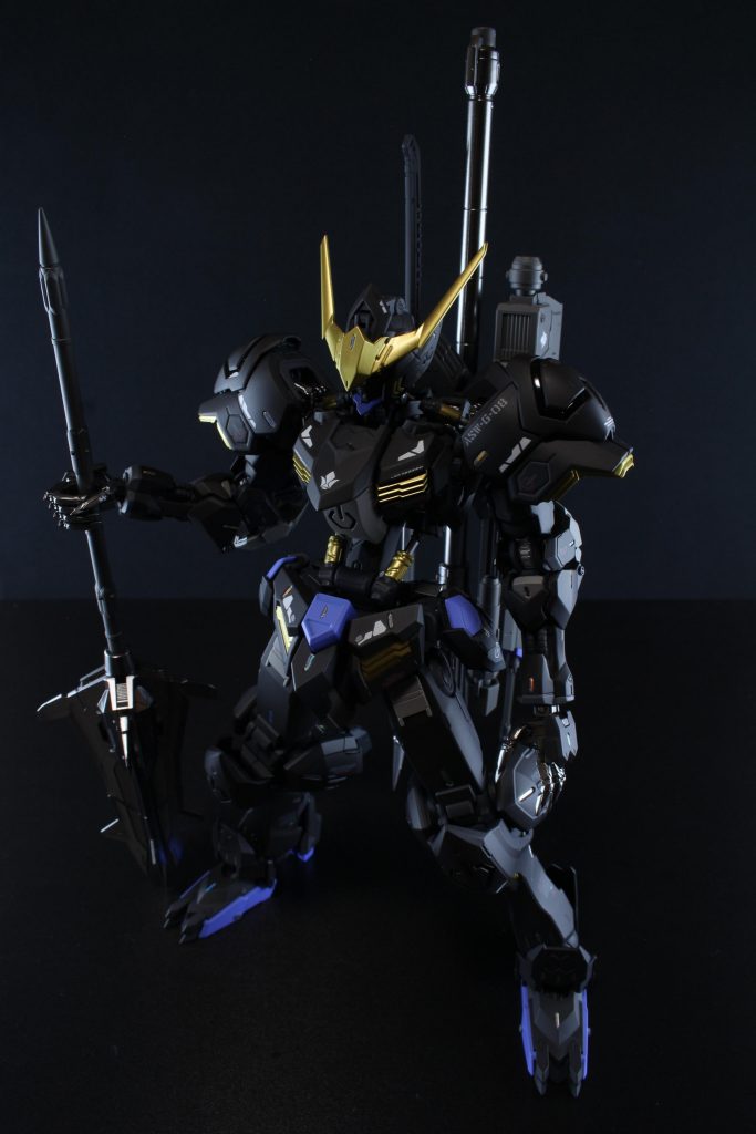 フル武装。

電源マークをツヤブラックで塗装してアクセントにしてみました(*ˊ˘ˋ*)