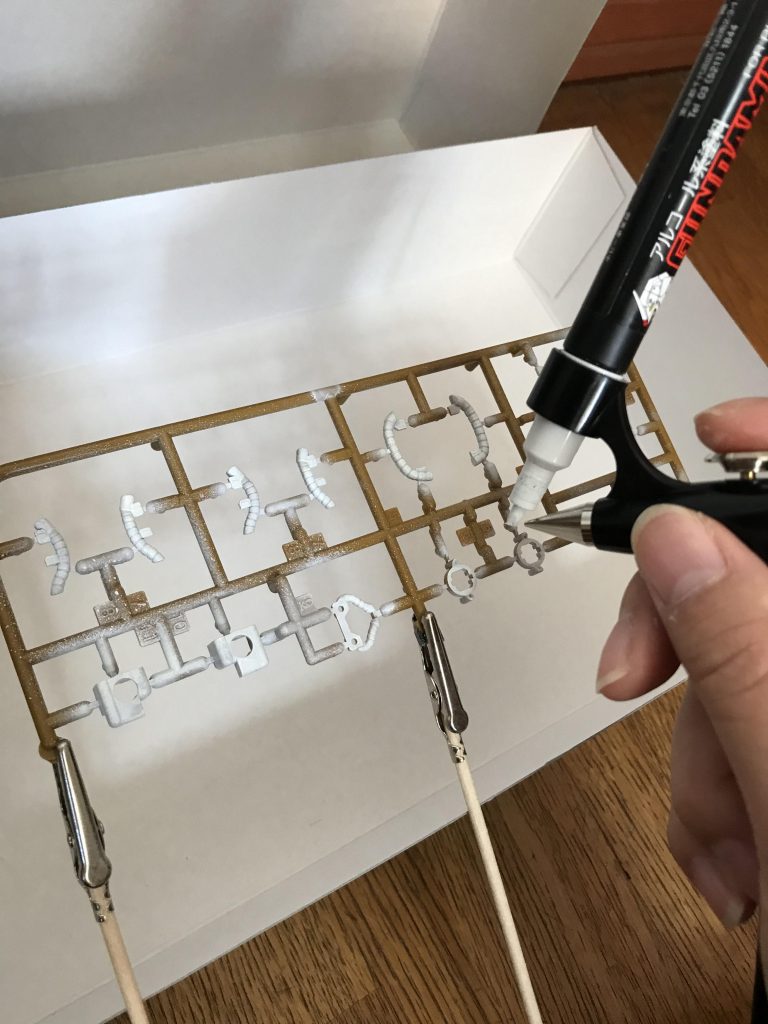 今回塗装はこんな感じで行いました。
思ったよりも綺麗に塗れたので大満足です。