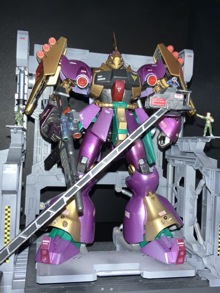 ハンガーは昔作ったの、高所作業ワゴンはジャンクで作成