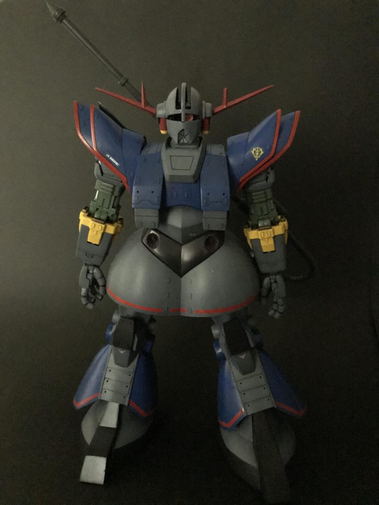 きちんと背負えられるように調整しました。
台座を使えば更に安定です。