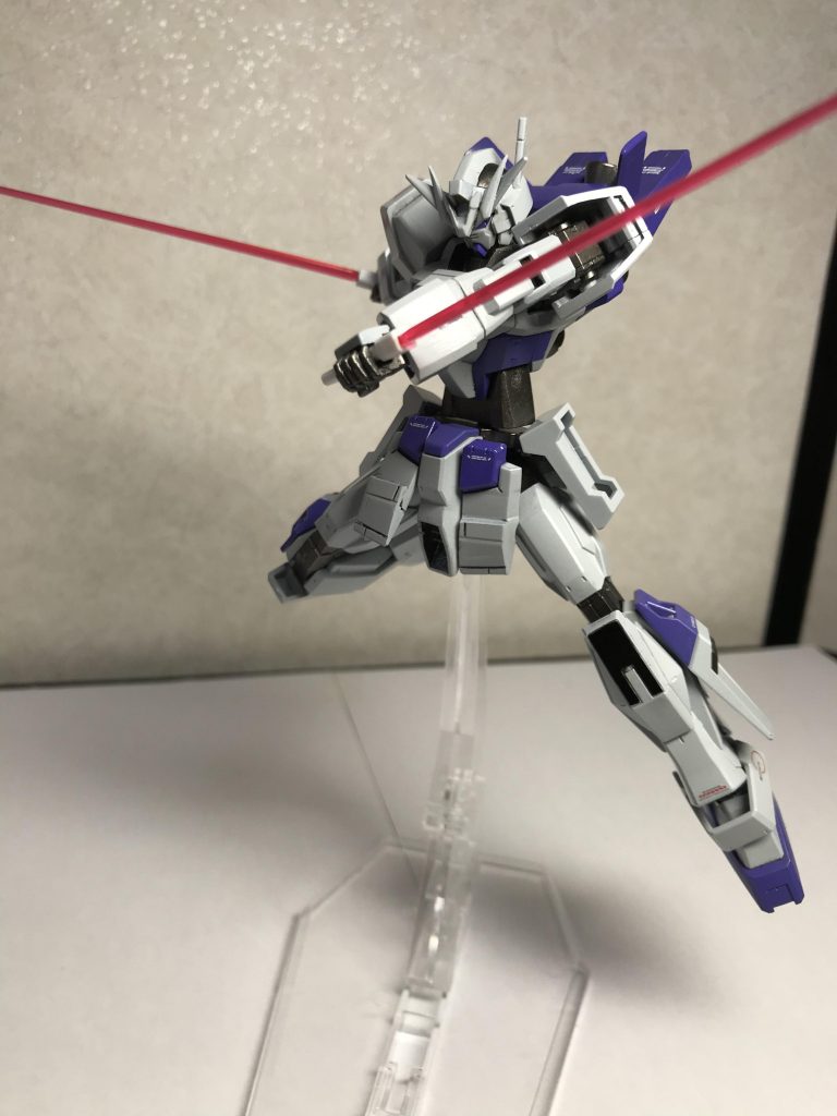 ビームサーベルで！！
二刀流はかっこいい！(≧▽≦)