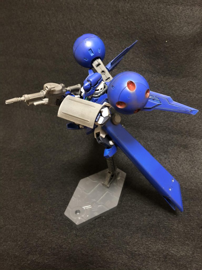 機動性を活かしつつ、マシンガンで攻撃!