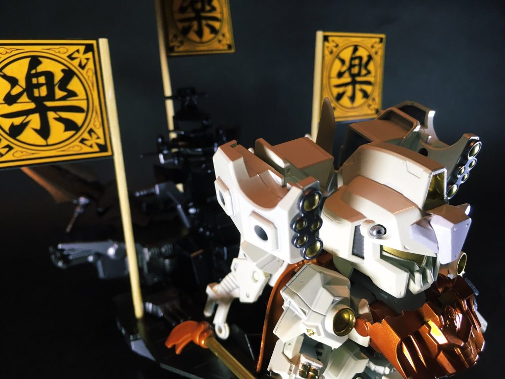 前半生は故郷が敗亡し諸国を流浪する受難の日々を過ごしたが、老練なる将器が壮年にして花開き、天下に名声を轟かせた。」