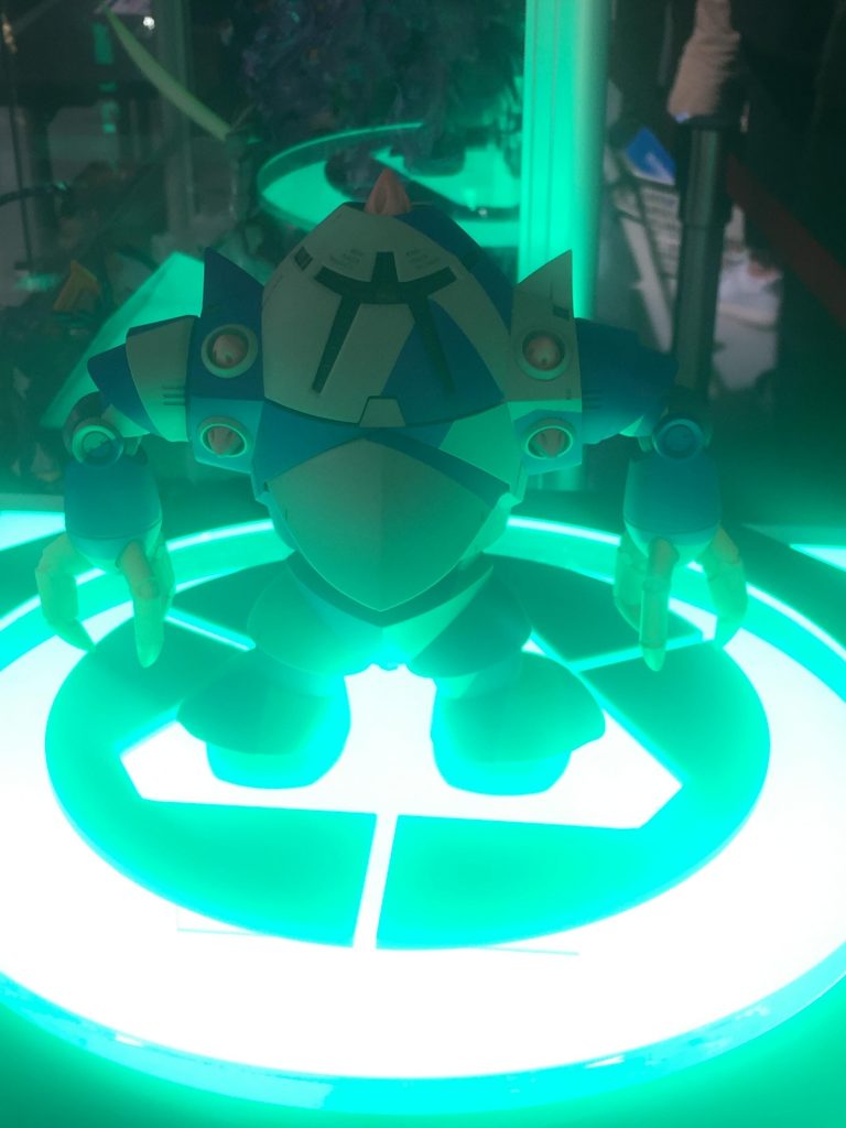 ﾋｨｨｨｨｨン…