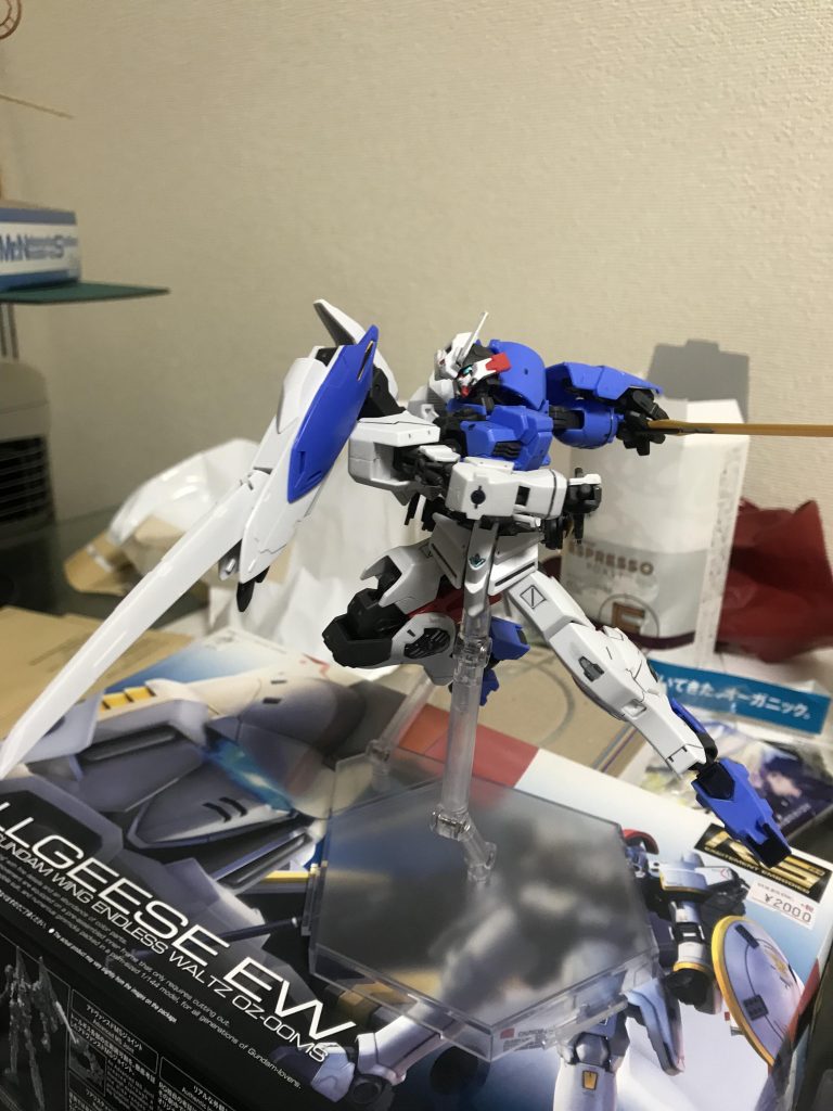 以上になります。
次回は御察しの通り、トールギスです。
本格的な塗装に初挑戦します。
現在、組み立て塗装中なので、年内に上げれれば投稿します。
いかんせん社畜なもんで.....w