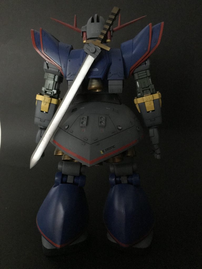 大剣のデザインはシンプルにしました。