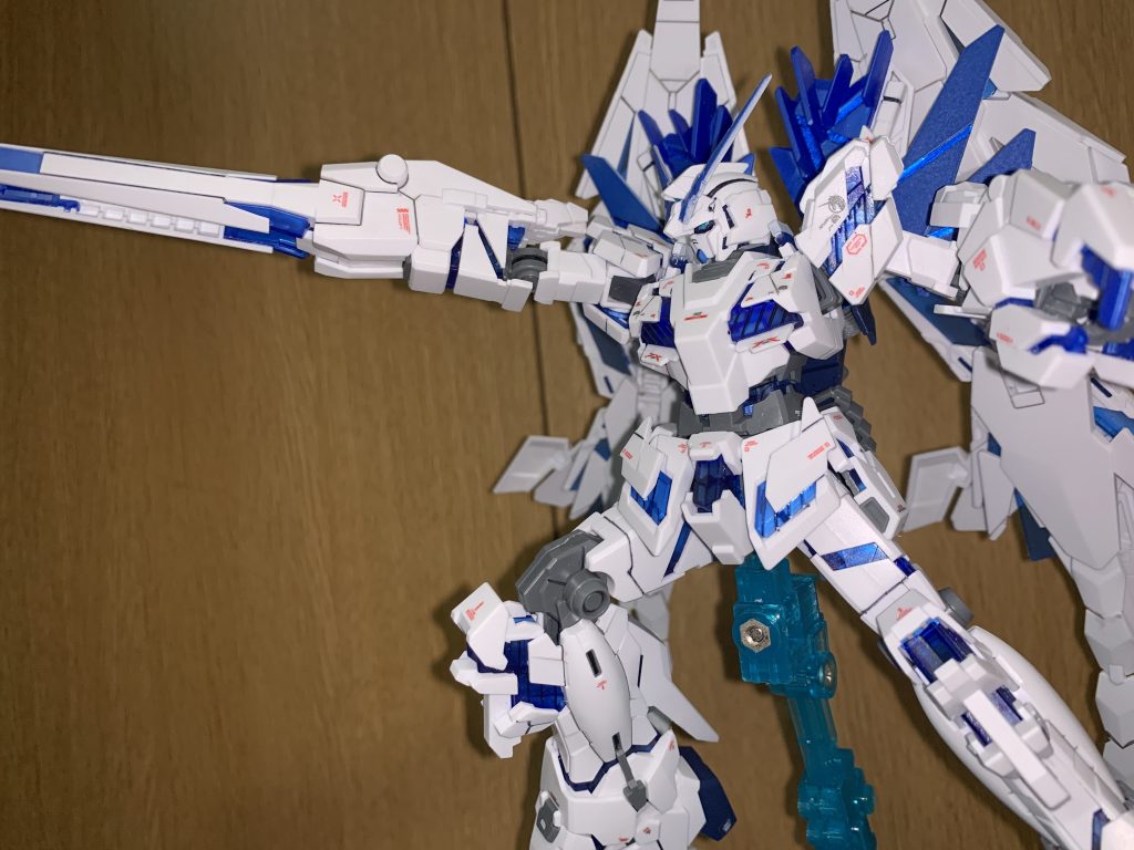 アームドアーマーBS展開
1度デカールの向きを上下間違えて貼り替えた悲しい思いをしました...